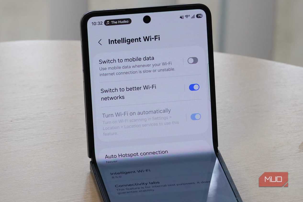 The Intelligent Wi-Fi page on a Samsung phone.