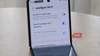 The Intelligent Wi-Fi page on a Samsung phone.
