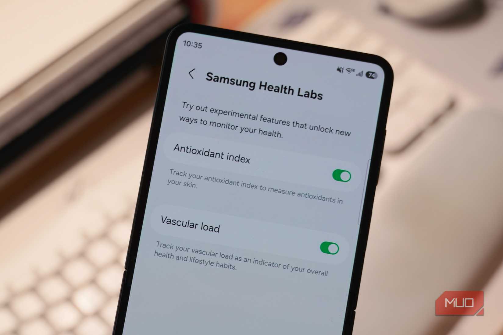 Laboratoire de santé sur téléphone Galaxy.