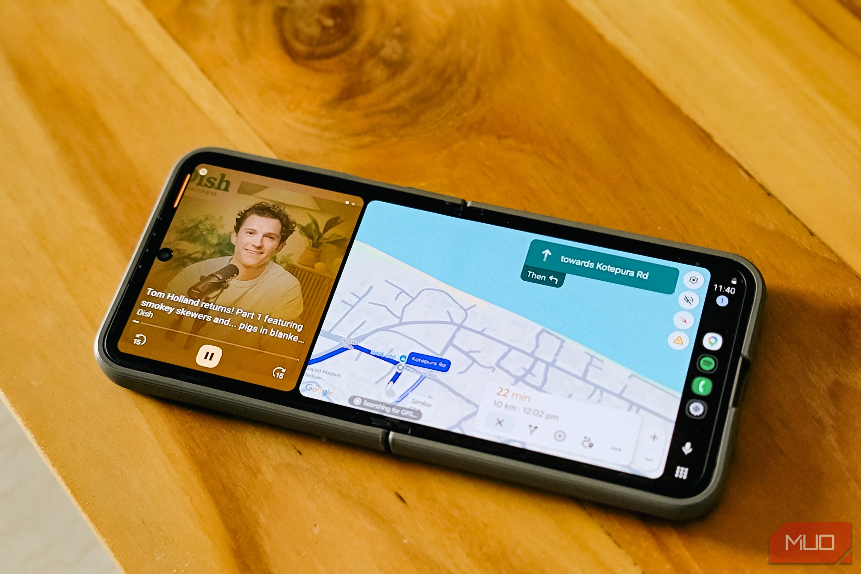 Samsung Galaxy Z Flip 6 Android Auto Interface Displaying Streaming Video And Map Navigation On (2)