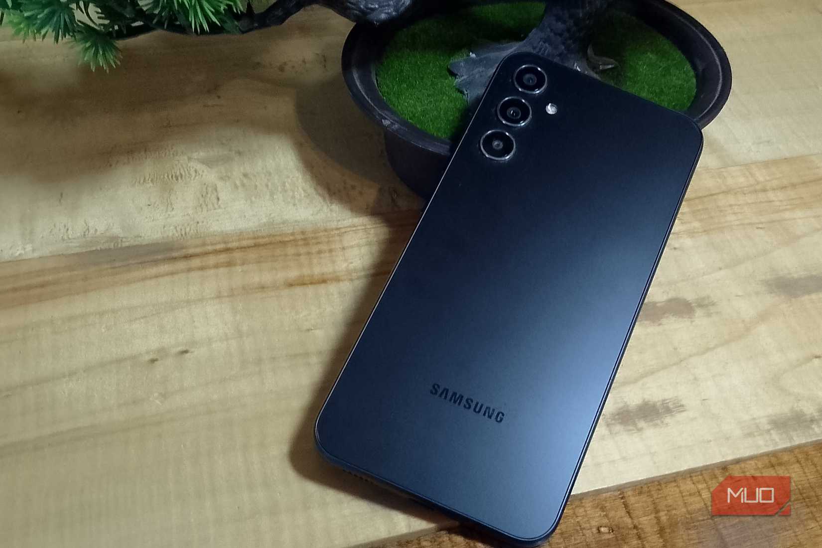Samsung phone on wooden table