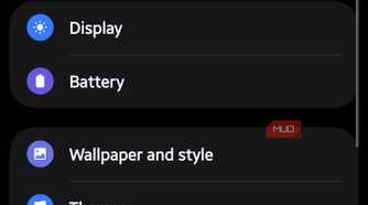 Samsung settings menu highlighting the Battery option