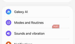 Settings menu on Samsung phone