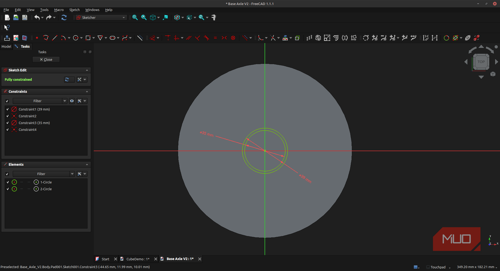 Sketching workspace in FreeCAD.