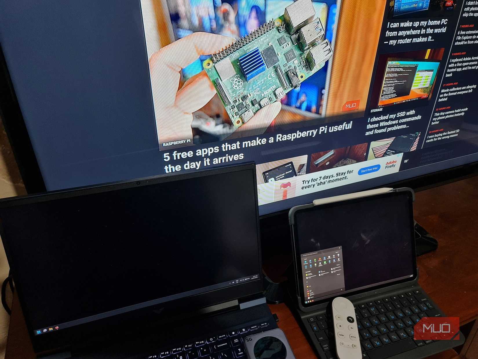 Spacedesk installed on Chromecast displayed on TV