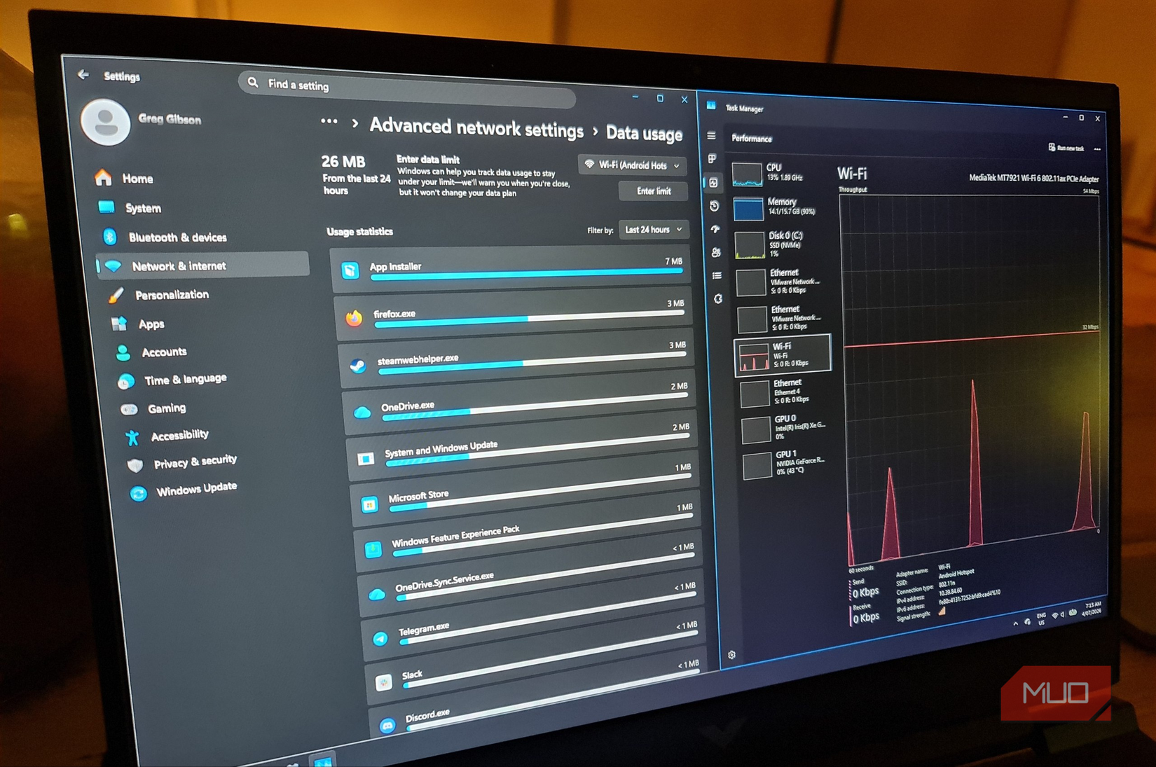 Параметры сети Windows и диспетчер задач, отображающие использование данных на Wi-Fi