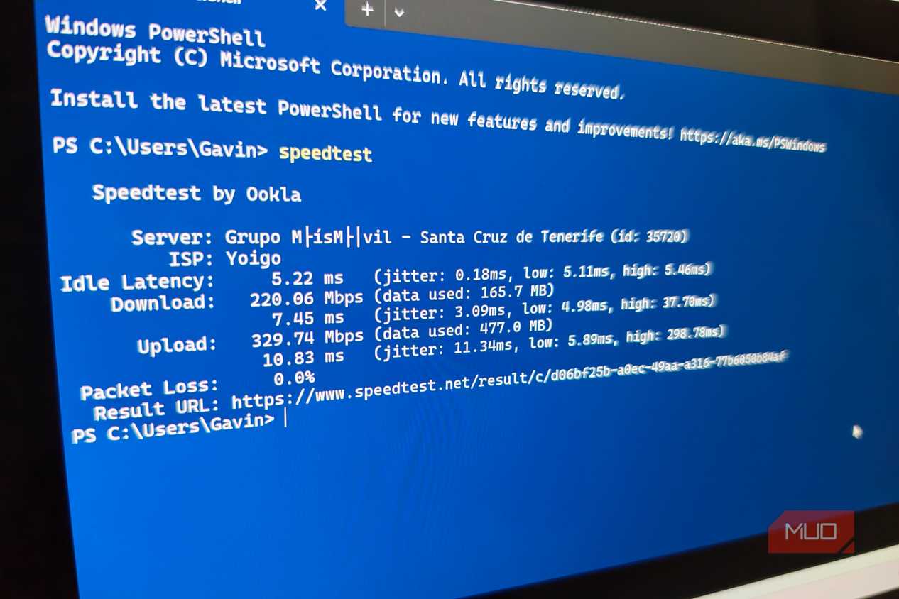 windows powershell terminal running ookla speedtest with results-1.