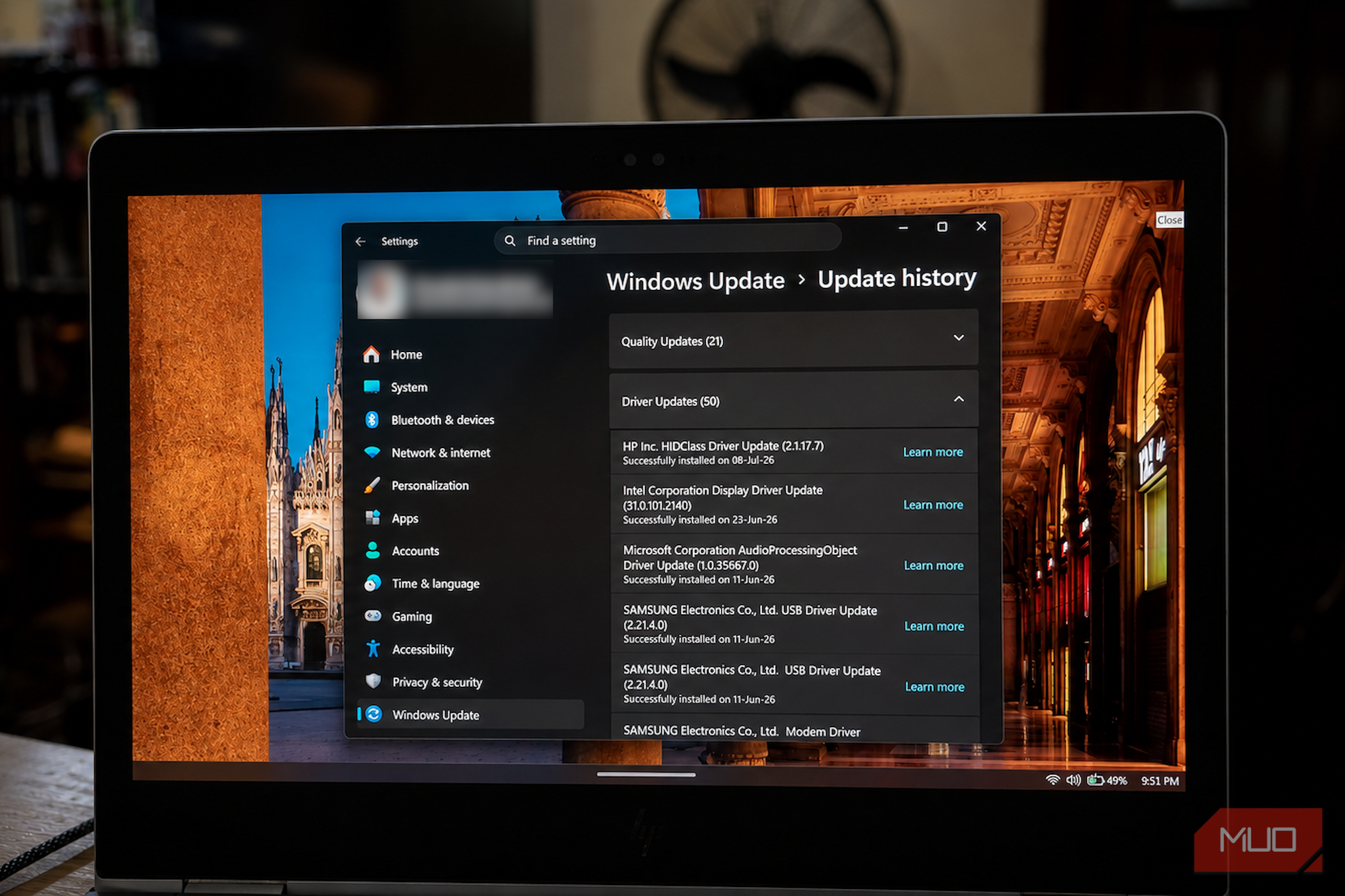 Windows update history settings page.