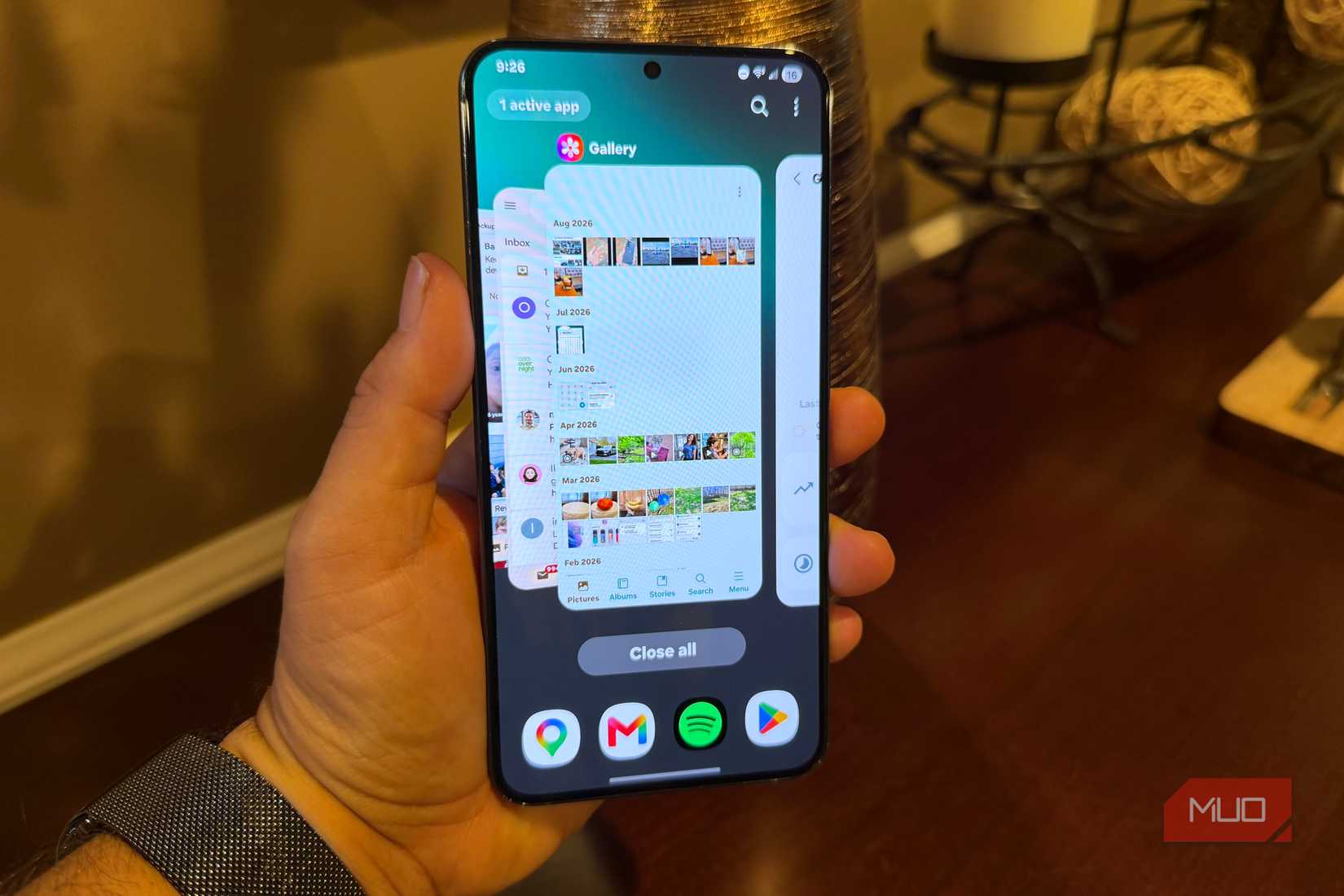 switching apps on galaxy s22 plus