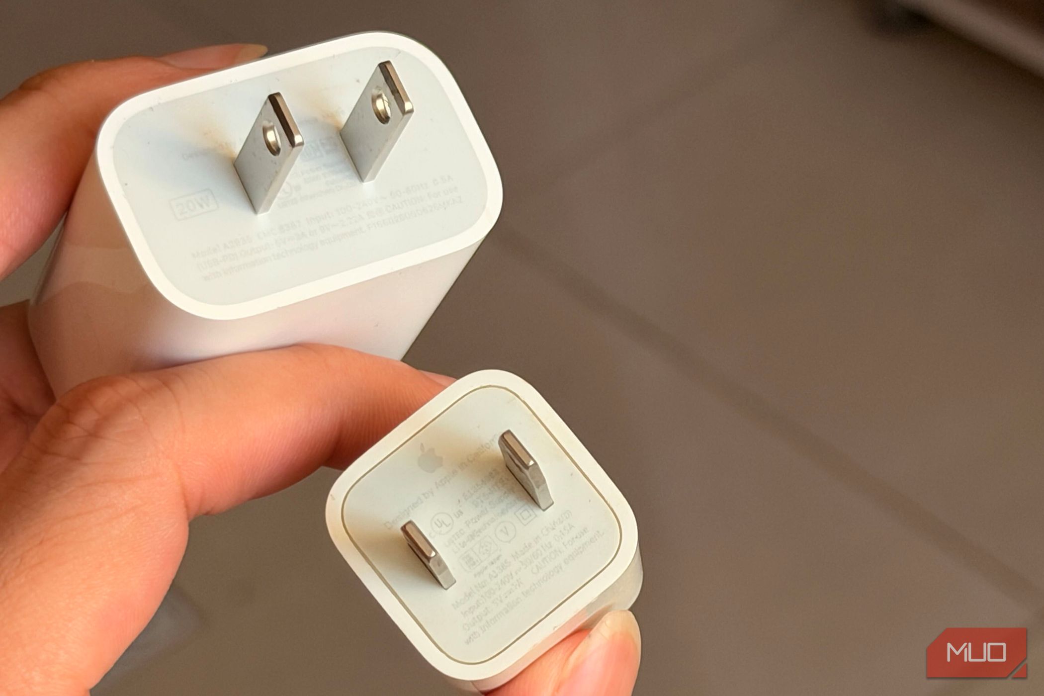 apple charging cube 2