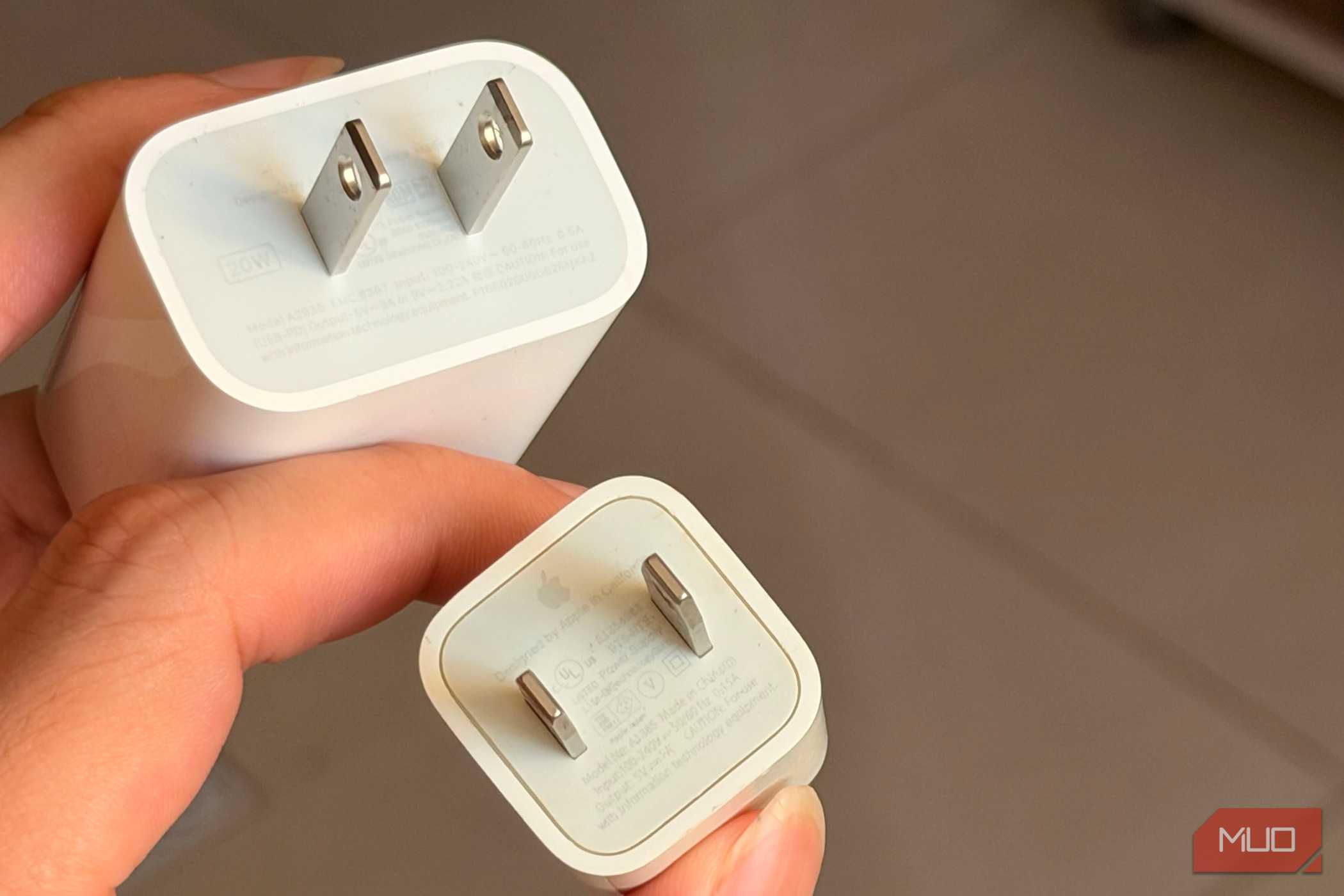 apple charging cube 2