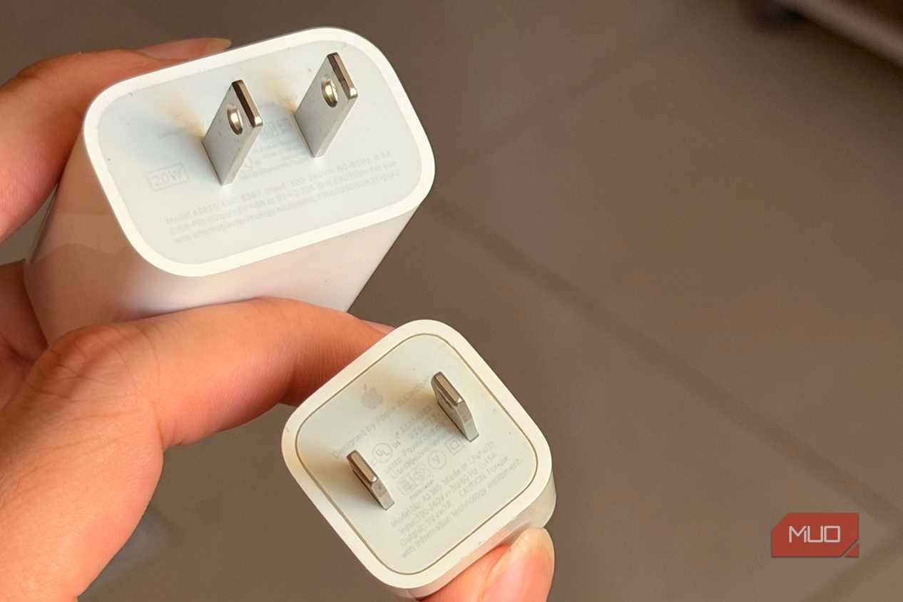 apple charging cube 2