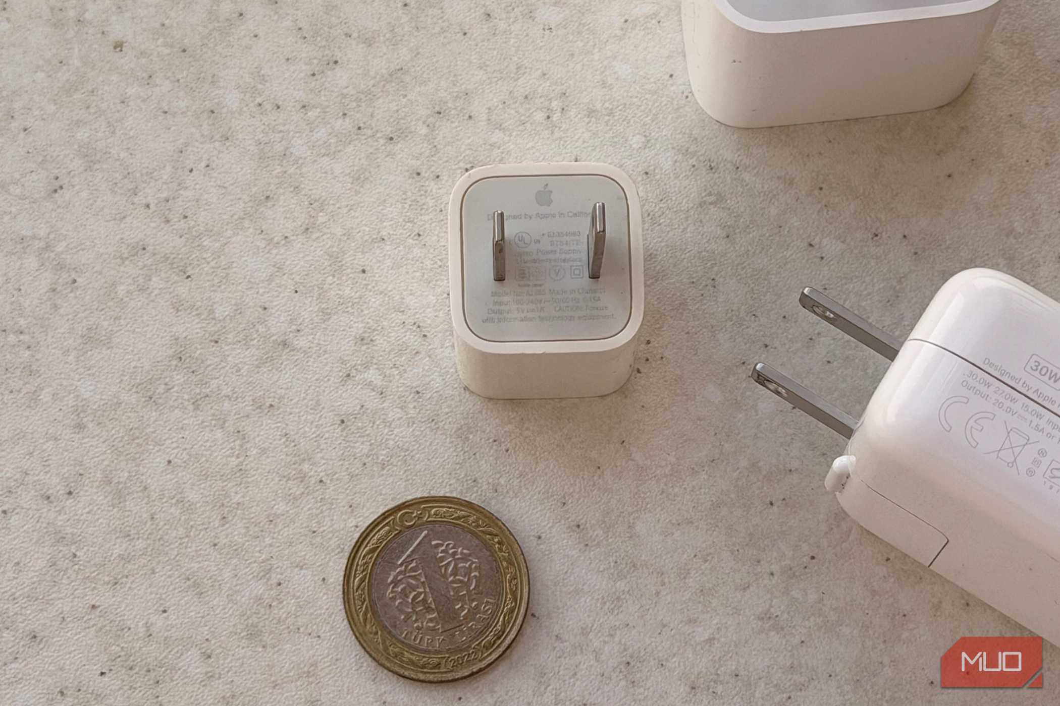 apple charging cube 5
