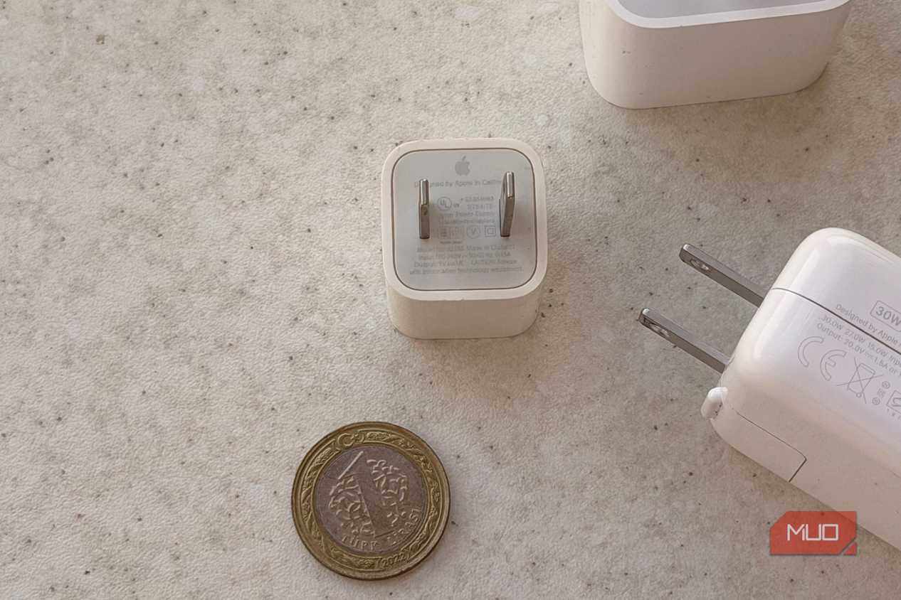 apple charging cube 5
