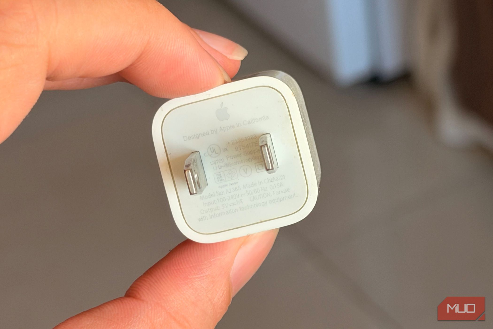 apple charging cube 6