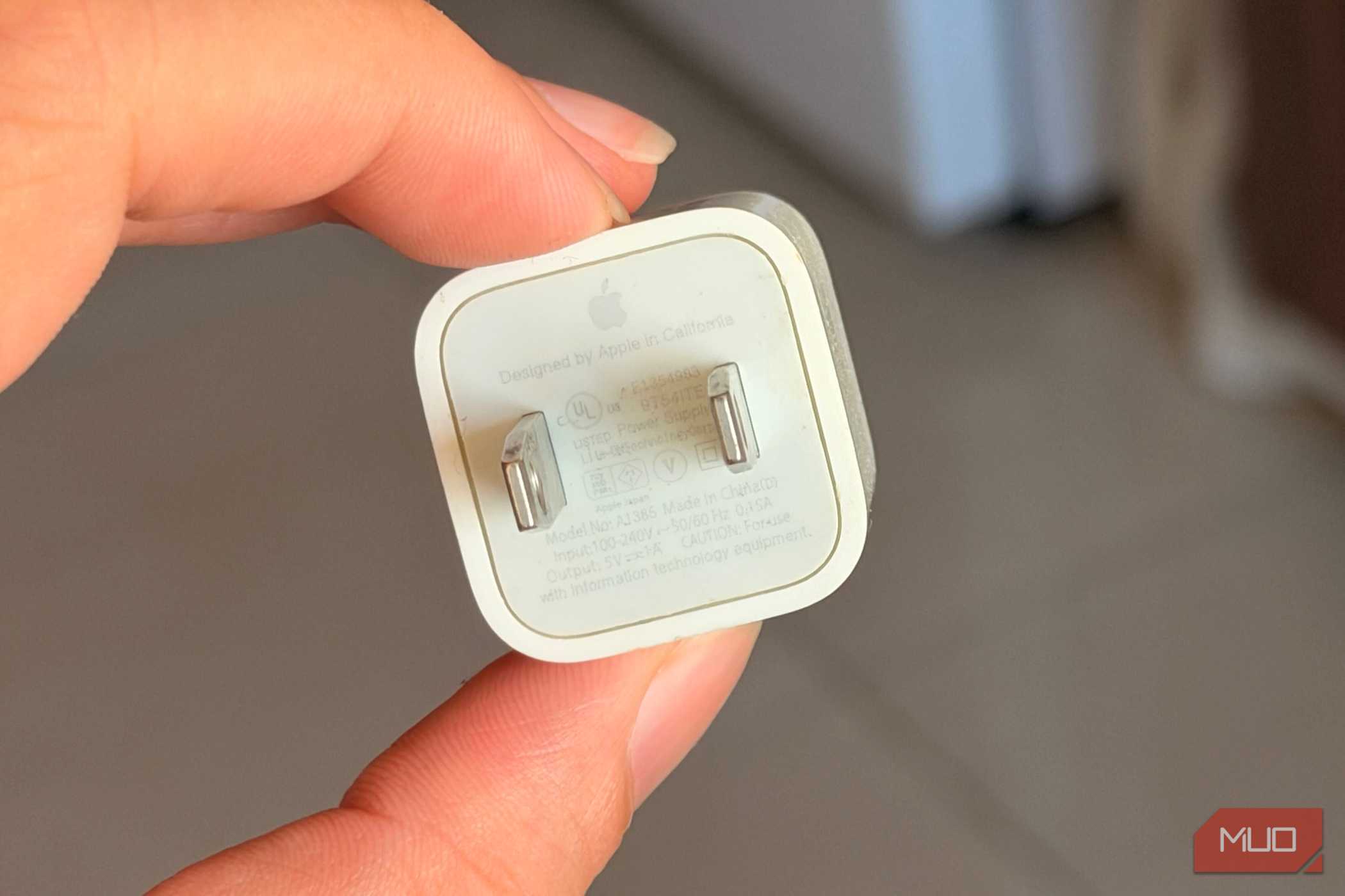 apple charging cube 6