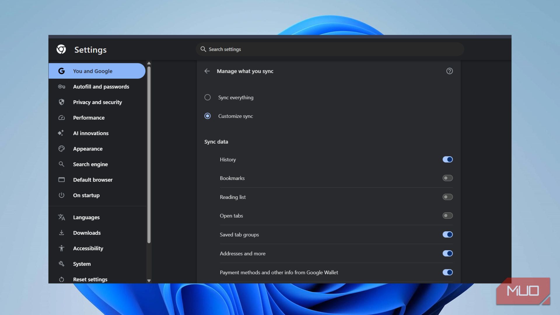 Chrome sync settings menu showing Customize sync selected with partial sync toggles enabled