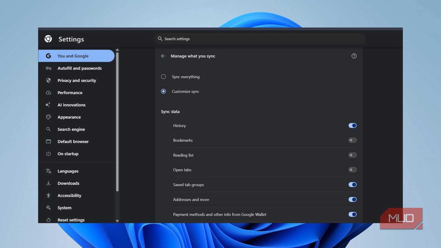 Chrome sync settings menu showing Customize sync selected with partial sync toggles enabled