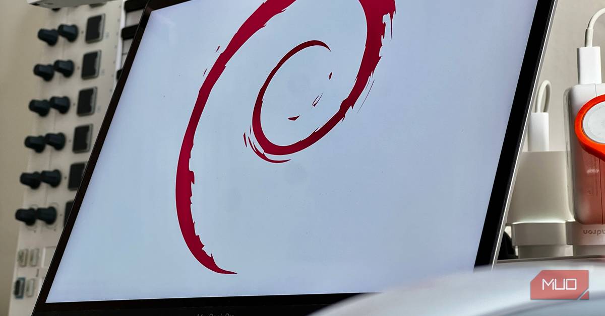 makeuseof.com - Hamed Paydarfar - The Linux community is split over AI-generated code and Debian just chose the controversial side