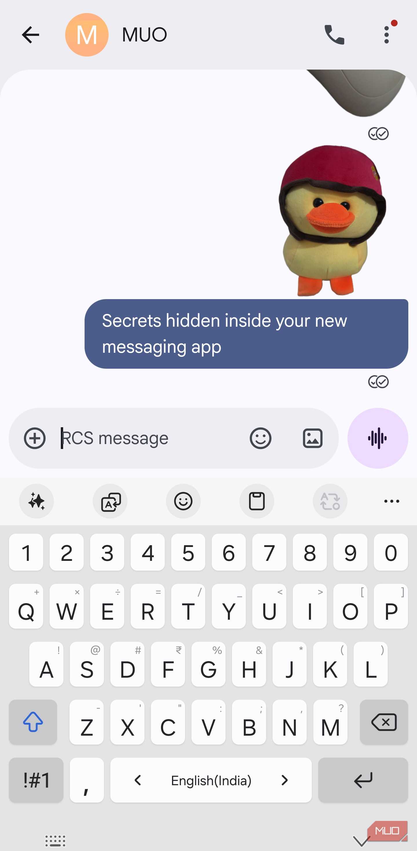 Duck Photomoji sticker sent in a Google Messages RCS chat
