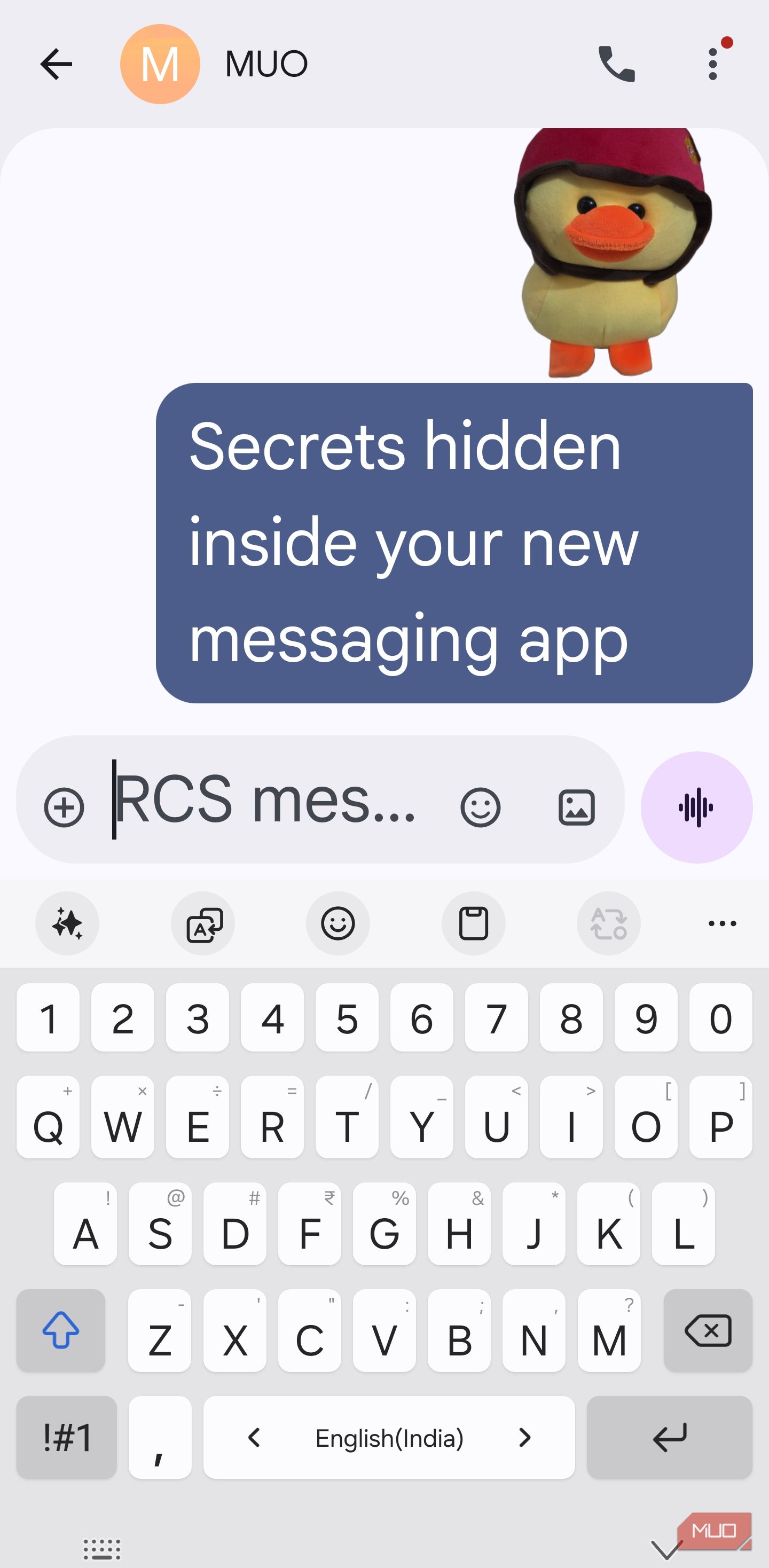 Enlarged text in Google Messages using pinch to zoom