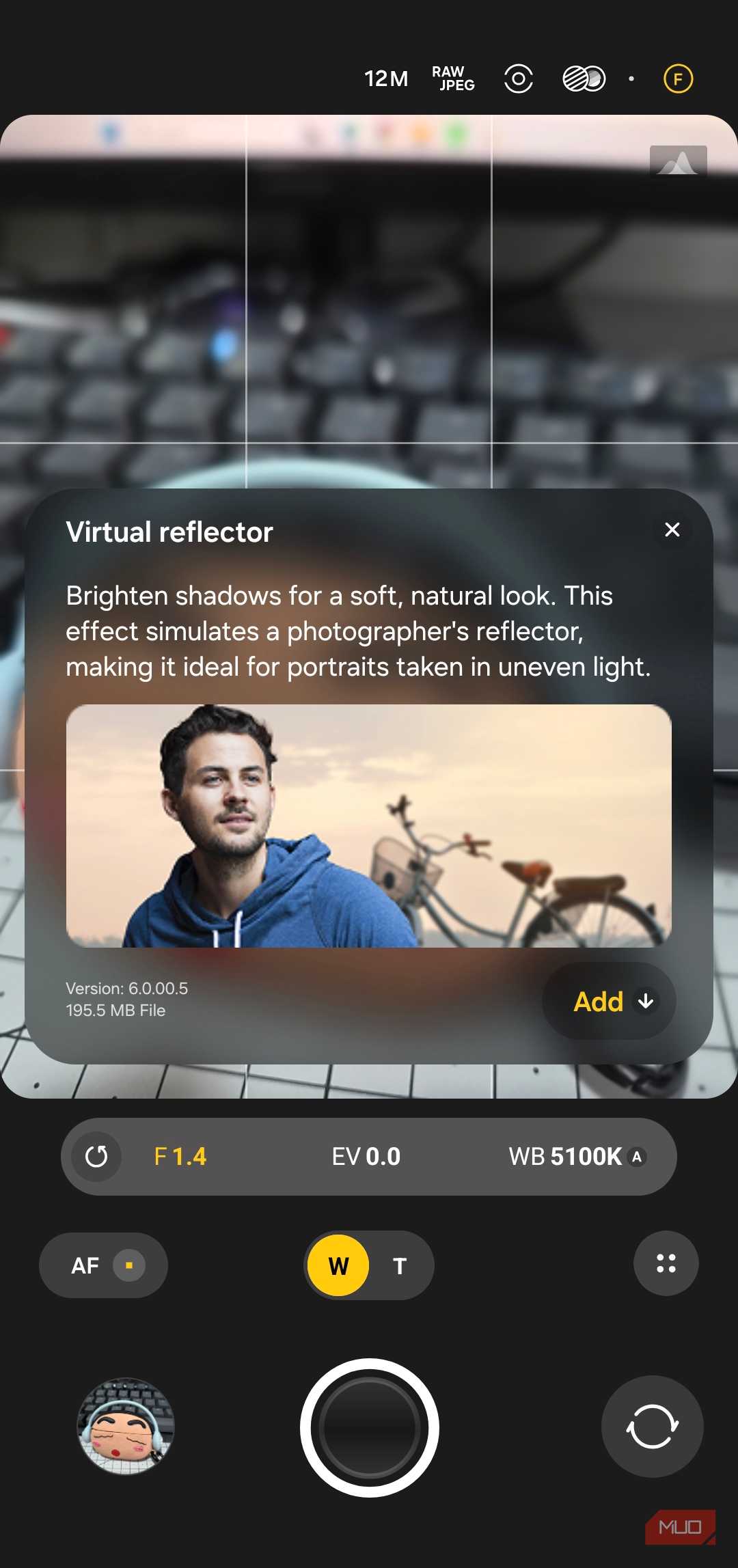 Expert RAW app showing virtual reflector on S26
