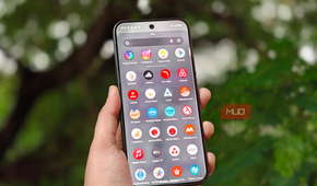 Google Pixel 11 Pro XL apps on the home screen