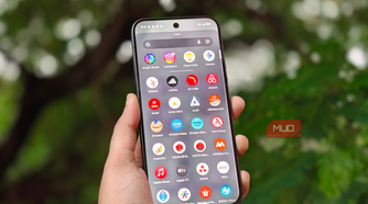 Google Pixel 11 Pro XL apps on the home screen