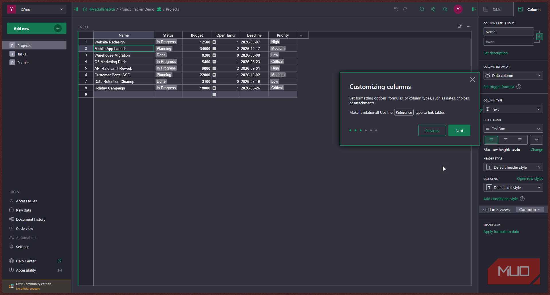 Gris table with column customization tooltip.