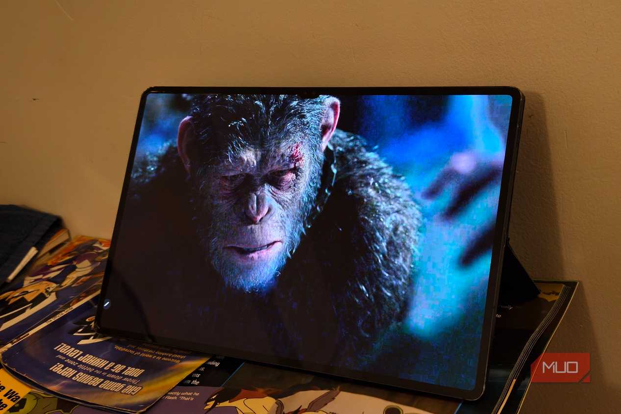 still from a movie being played on galaxy s8 ultra