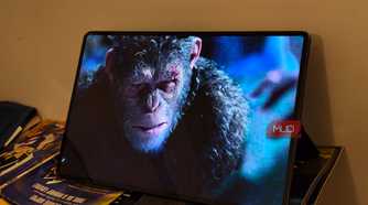 still from a movie being played on galaxy s8 ultra