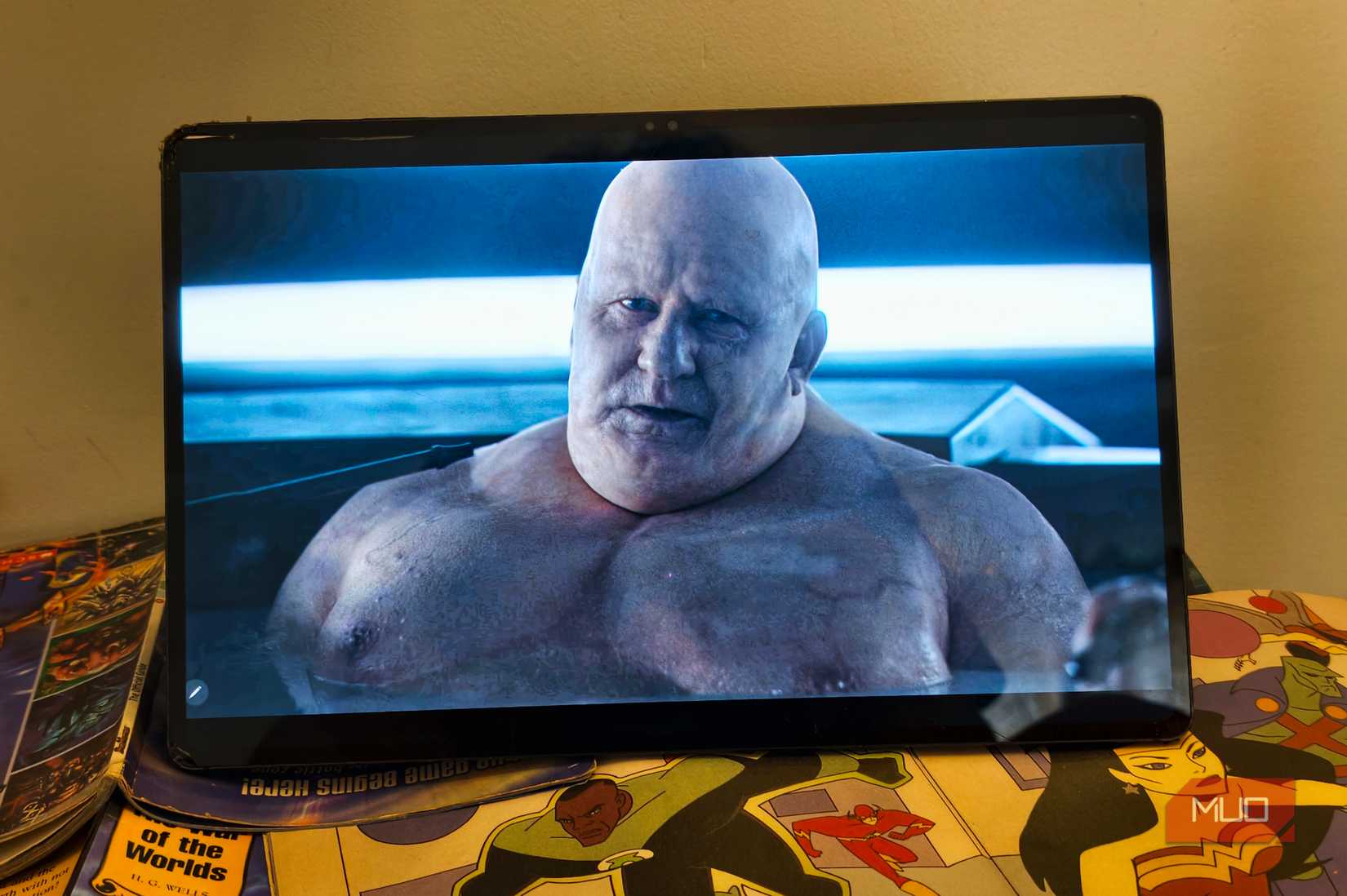 still from a film being played on the galaxy s8 ultra