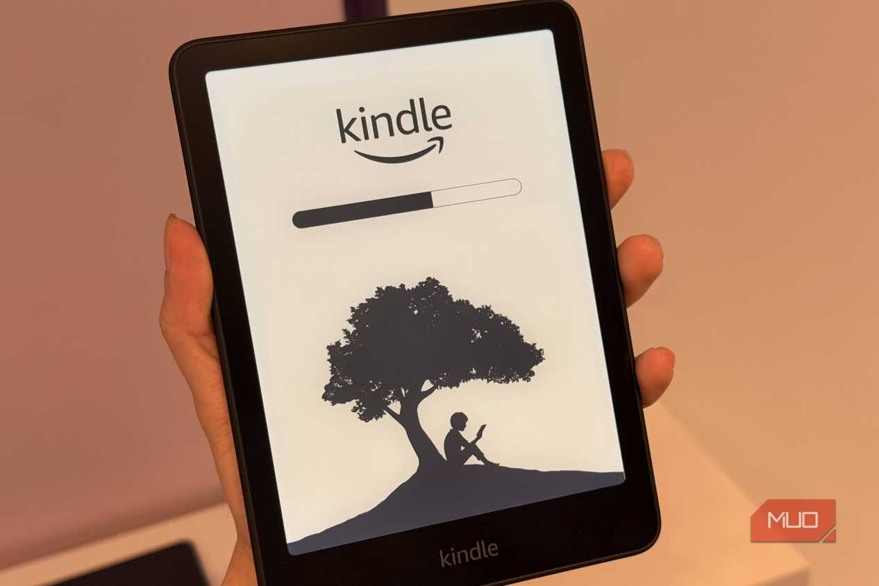 Kindle Paperwhite on boot screen