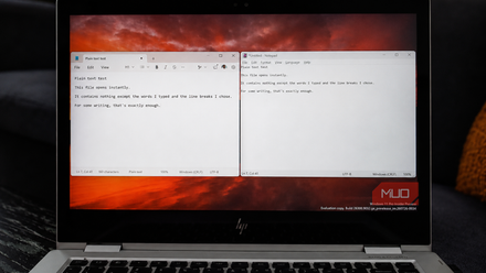 Классический Блокнот Windows Ноутбук с классическим Блокнотом Windows