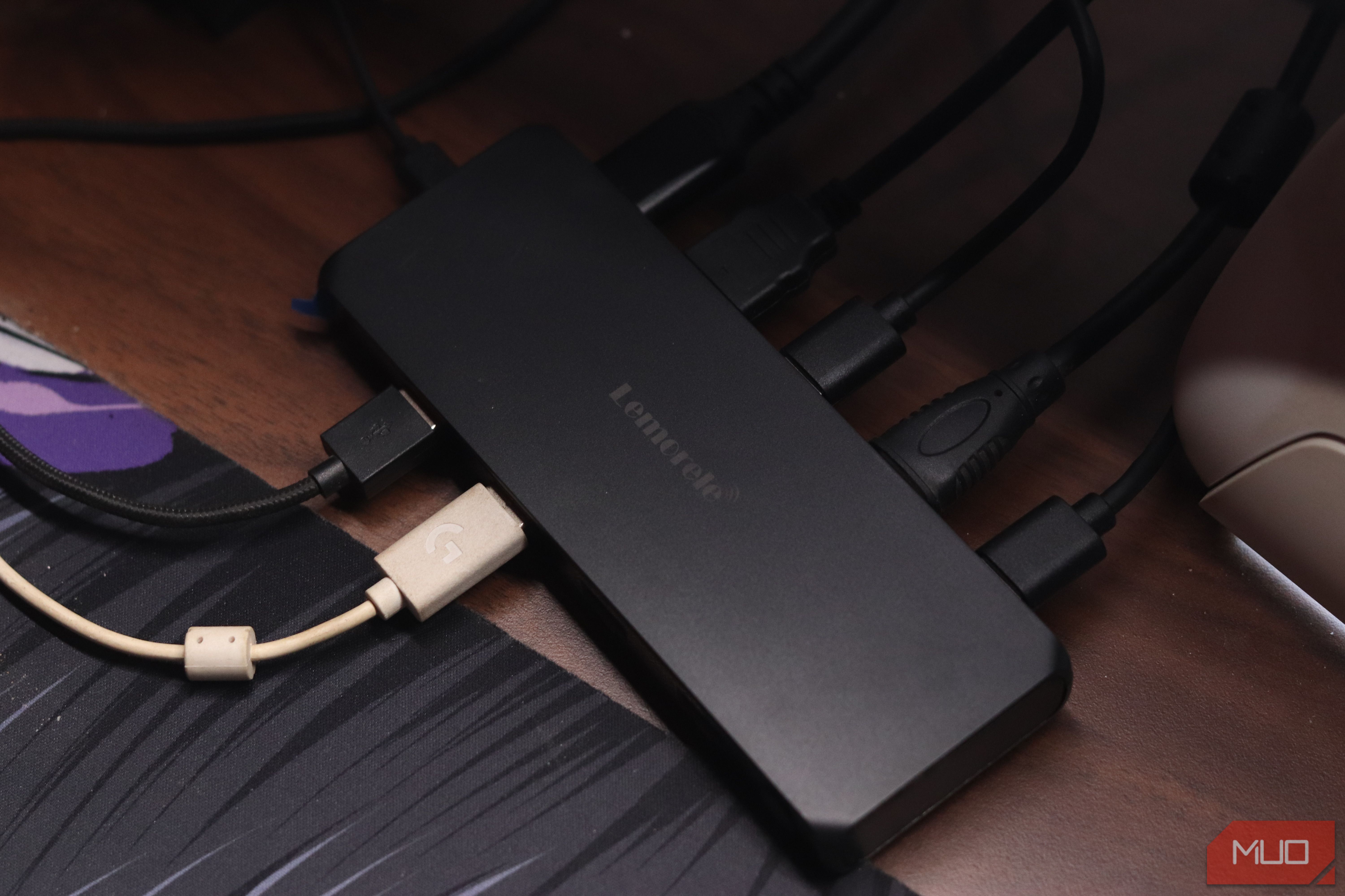 Lemorele KVM with input connected.