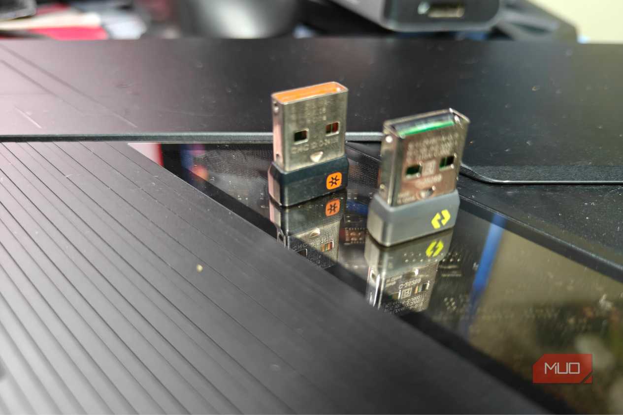 Logitech bolt vs unifying reciever