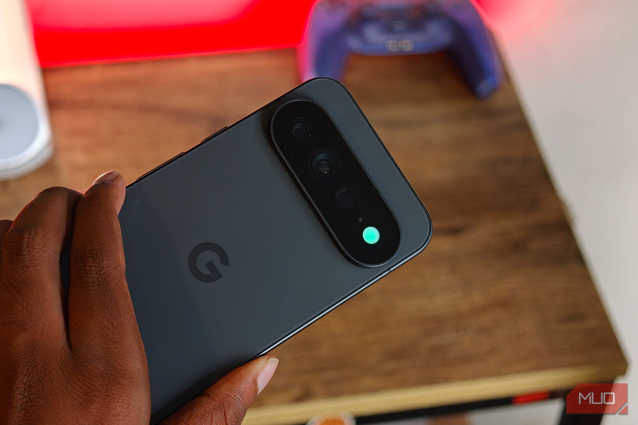 pixel 11 pro xl with hilight enabled