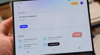 The Quizlet app homepage on a Galaxy Z Fold 8.