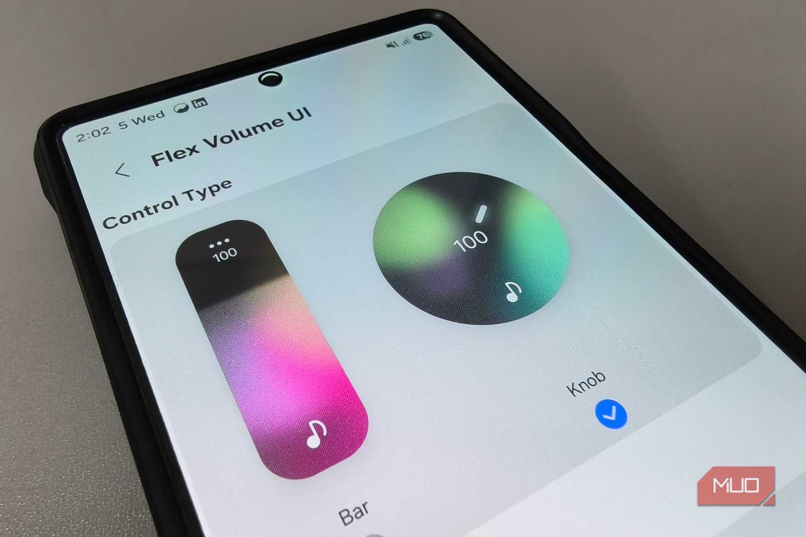 Samsung Flex Volume UI with bar and knob controls