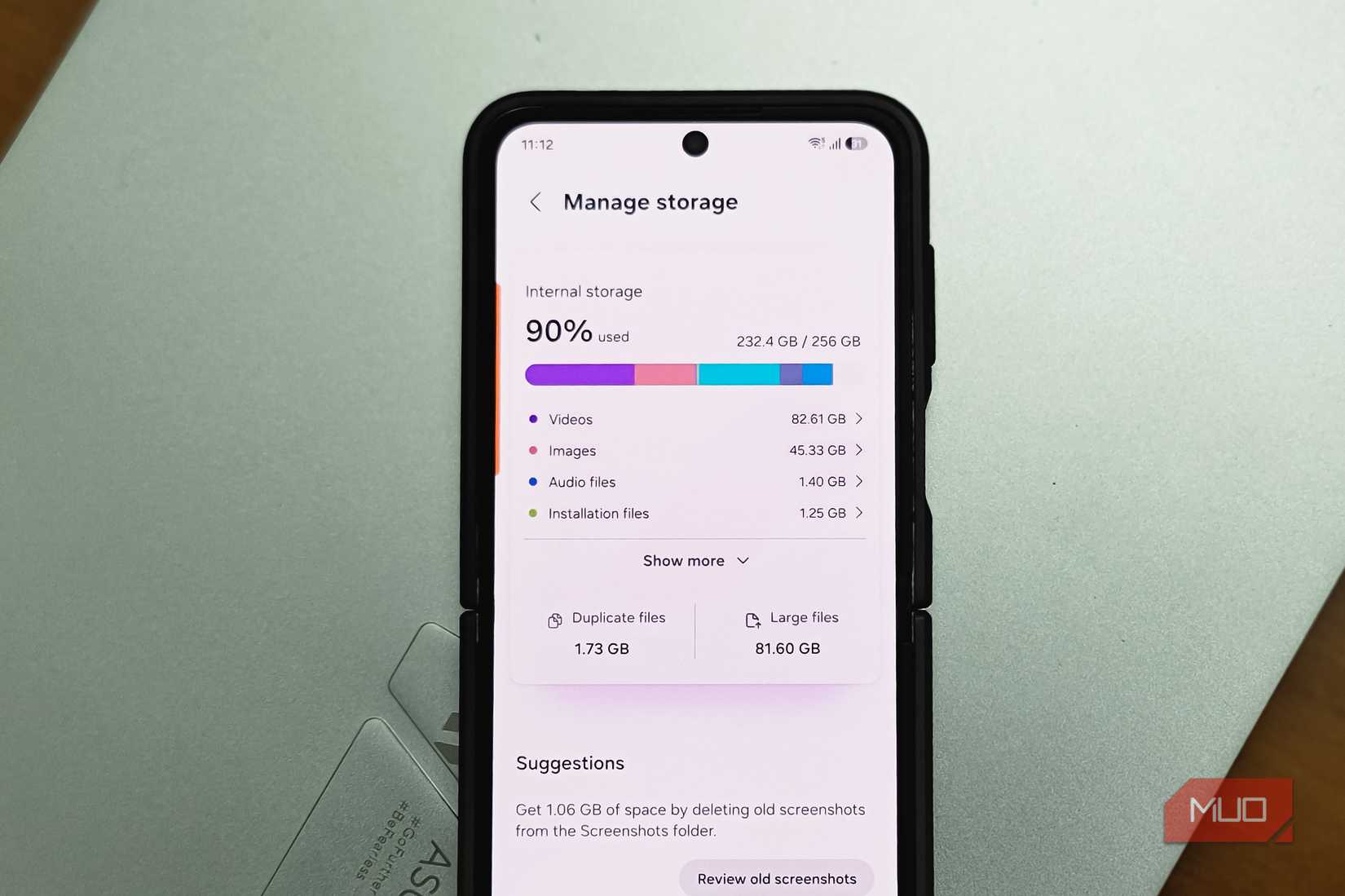 samsung galaxy z flip 6 showing manage storage screen at 90% capacity with 232 4gb used of 256gb