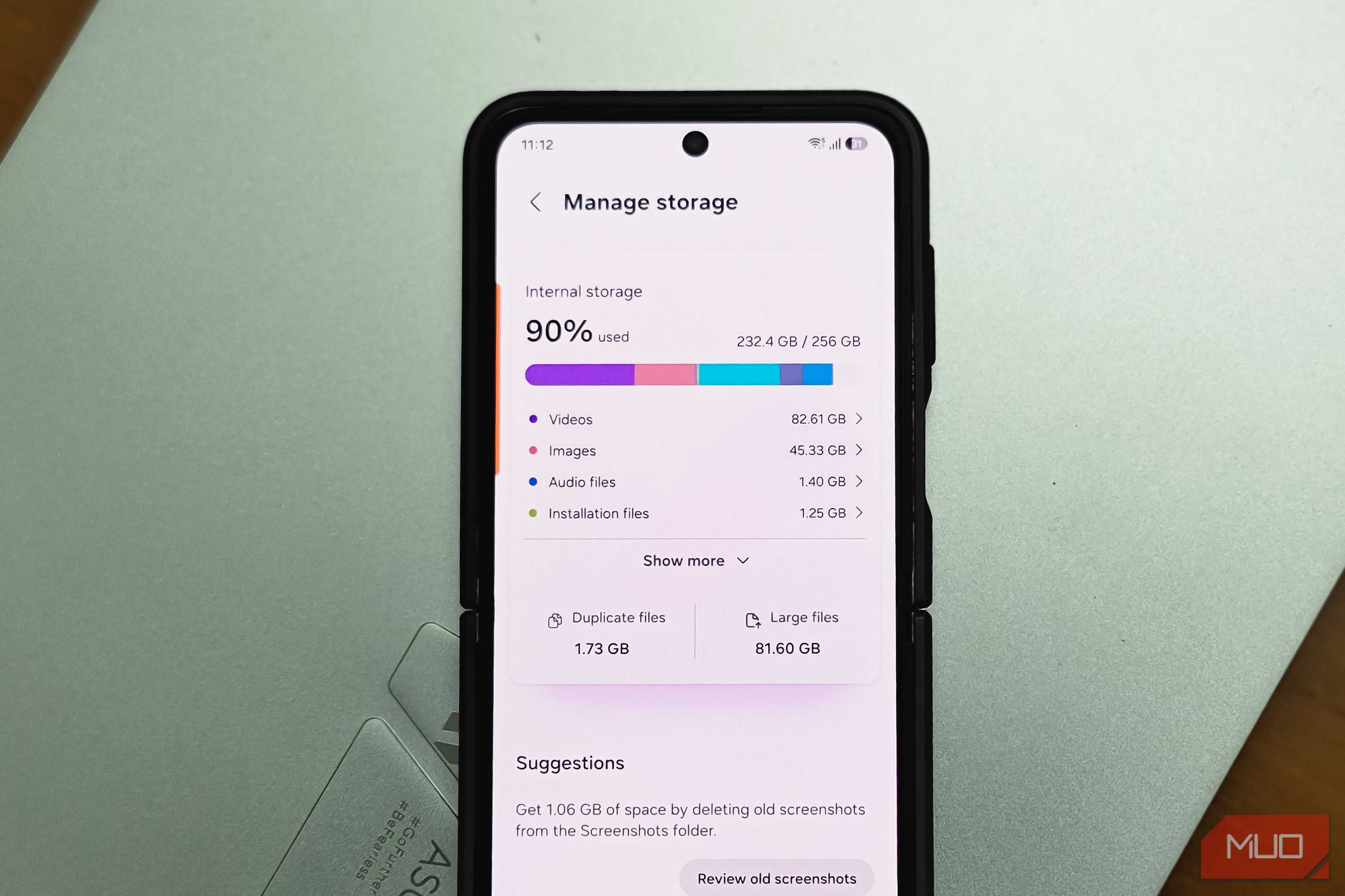 samsung galaxy z flip 6 showing manage storage screen at 90% capacity with 232 4gb used of 256gb