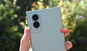 samsung galaxy z fold 8 dual cameras