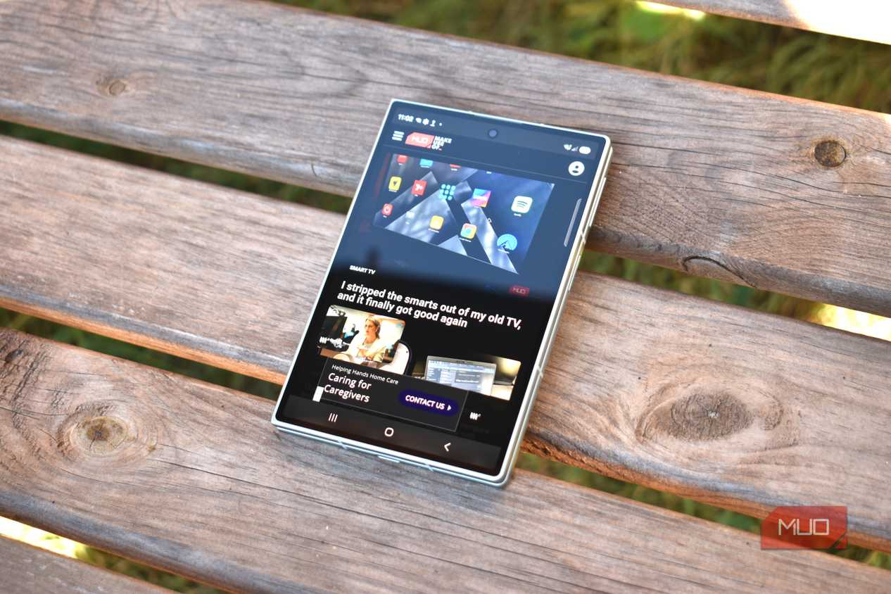 samsung galaxy z fold 8 folded top down