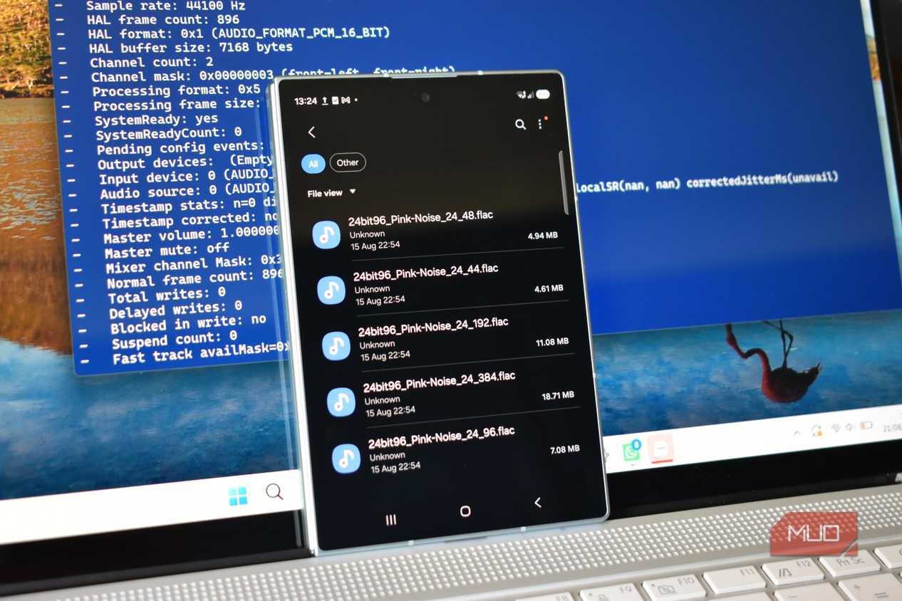 samsung galaxy z fold 8 showing hi res audio files