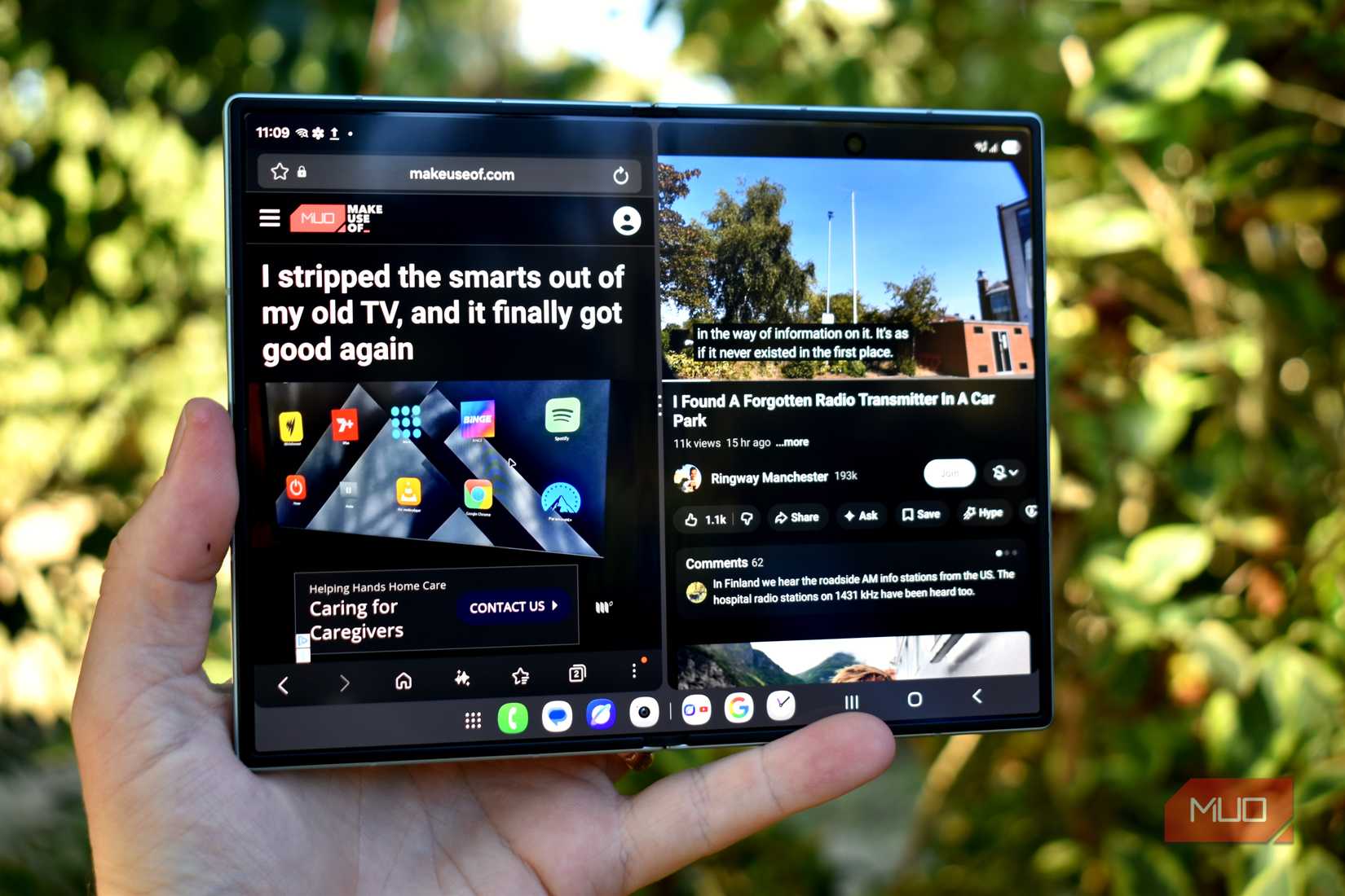 samsung galaxy z fold 8 unfolded split screen mode.