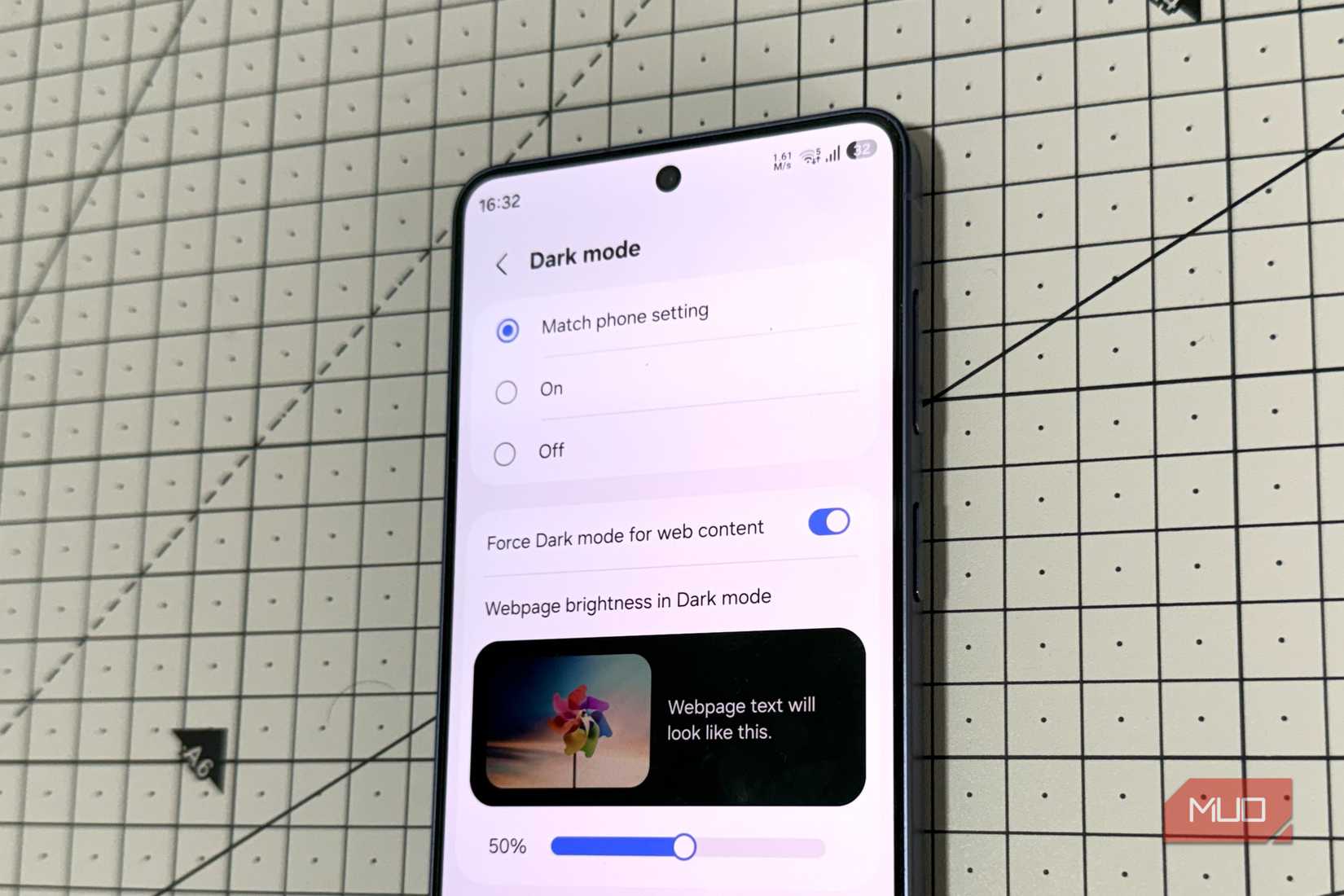 Samsung Internet dark mode settings
