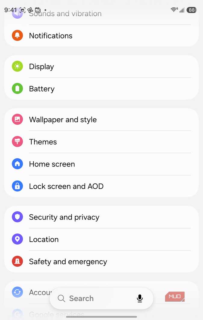 Меню параметров Find My Mobile в One UI Экран настроек защиты от потери устройства в One UI