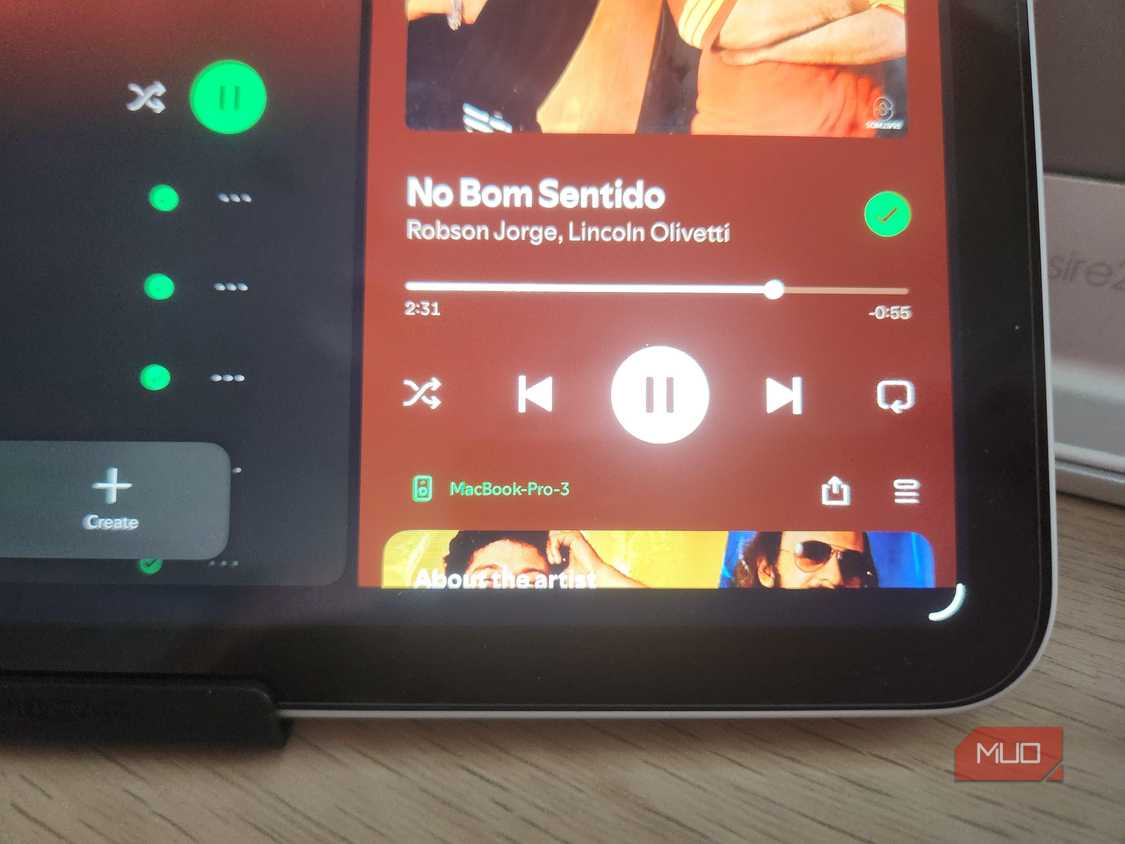 Snapcast connected to an iPad.