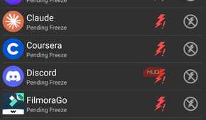A list of pending freeze apps in SuperFreezZ
