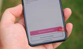 Setting up a 30-day T-Mobile free trial on a Motorola phone.